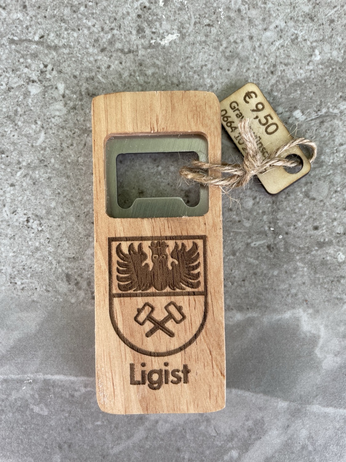 Bieröffner aus holz mit Lasergravur